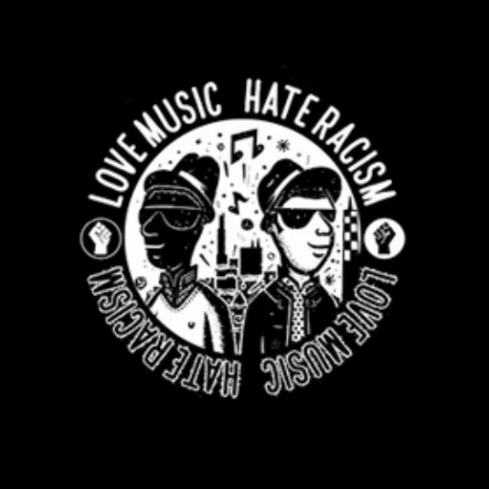 Aufkleber „Love Music Hate Racism“