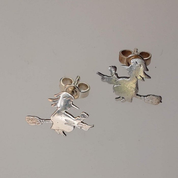 Symbolschmuck "Hexchen / Ohrstecker"